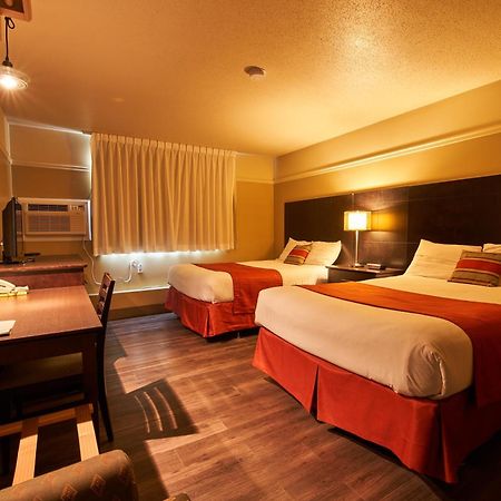 Hotel-Resto-Bar Le Journel Saint-Joseph-de-Beauce Esterno foto